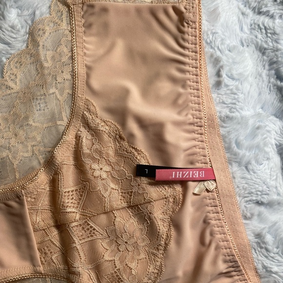 Lace Bra & Underwear 34D - Picture 7 of 7